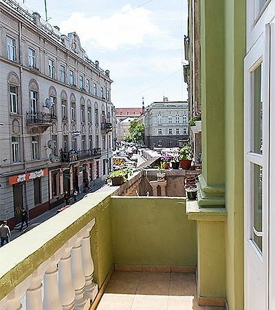 Apartment Vozle Teatra Opery I Baleta Львов Экстерьер фото